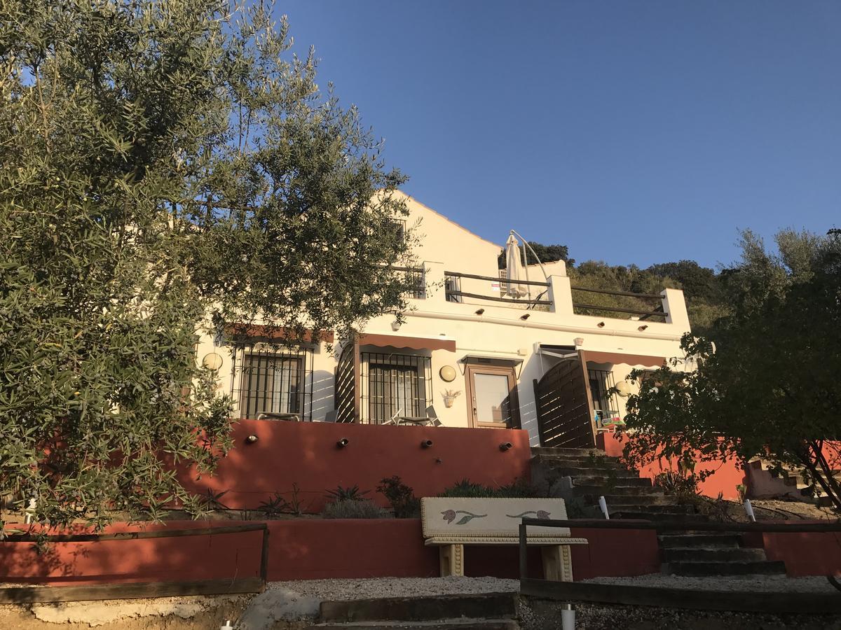 Casa Paz Y Mas Hotel Riogordo Ngoại thất bức ảnh